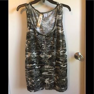 🔥Super cute! Jr Plus 1X green Camo tank